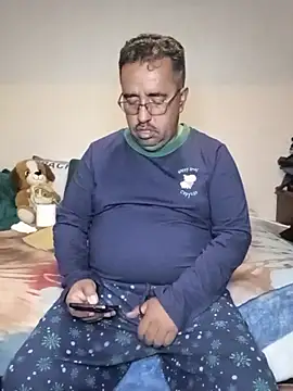 HomHot47 online show from December 23, 2025, 6:55 am