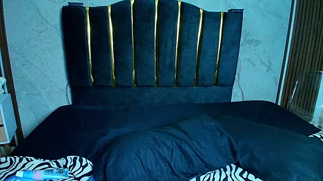 Snapshot of Aria__Lakshmi chatting on October 9, 2025, 3:04 am Aria  Lakshmi online show from October 9, 2025, 3:04 am