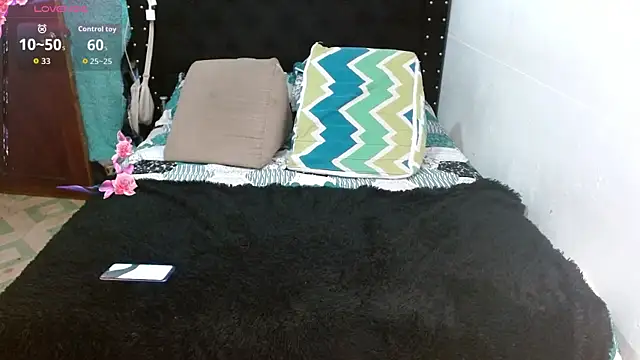 Milf f  W online show from September 15, 2025, 9:48 pm