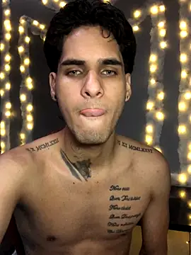 Marvinhenao91 online show from September 17, 2025, 8:54 pm