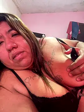 Wenlop online show from October 11, 2025, 3:32 pm