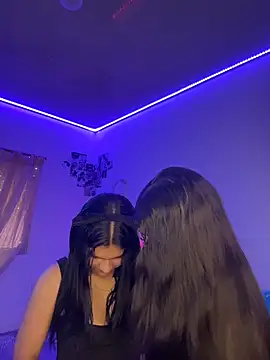 Ashley and Zoe online show from May 9, 2026, 2:22 pm