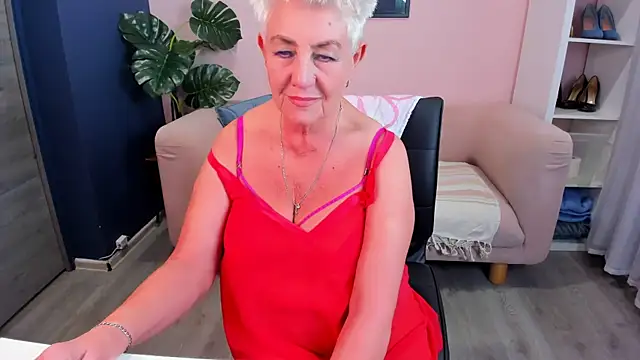 HotandMature online show from March 21, 2025, 8:39 am