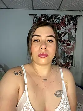 Snapshot of AlejandraFoxs chatting on September 10, 2025, 12:32 am AlejandraFoxs online show from September 10, 2025, 12:32 am
