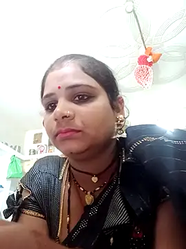 Snapshot of Rani_sahiba chatting on October 7, 2025, 11:29 am Rani sahiba online show from October 7, 2025, 11:29 am