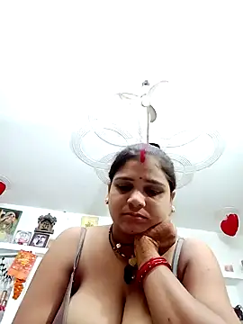 Snapshot of Rani_sahiba chatting on October 12, 2025, 6:29 pm Rani sahiba online show from October 12, 2025, 6:29 pm