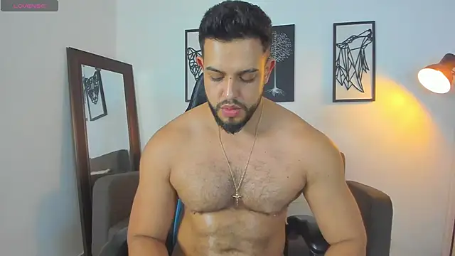 Snapshot of Justin_kingX7 chatting on October 15, 2025, 12:33 am Justin kingX7 online show from October 15, 2025, 12:33 am