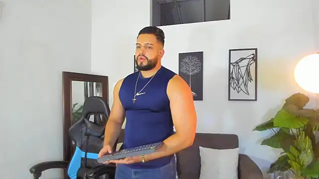 Justin kingX7 online show from February 6, 2026, 1:21 am