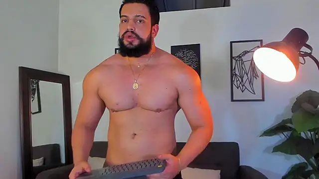 Justin kingX7 online show from June 25, 2026, 5:12 am