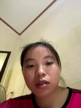 Snapshot of viluna chatting on October 5, 2025, 7:28 am viluna online show from October 5, 2025, 7:28 am