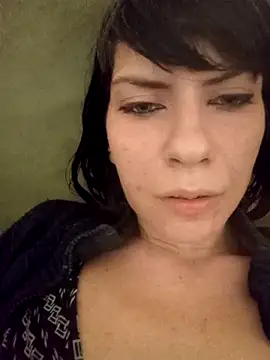 Lea9816 online show from October 19, 2025, 1:34 pm