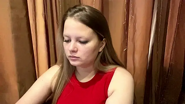 loveflowersss online show from September 12, 2025, 2:39 pm