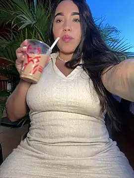 Snapshot of SofiaWildee chatting on June 20, 2026, 11:29 pm SofiaWildee online show from June 20, 2026, 11:29 pm