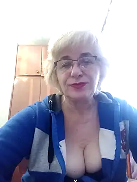 52MiaLove02 online show from February 7, 2026, 7:12 am