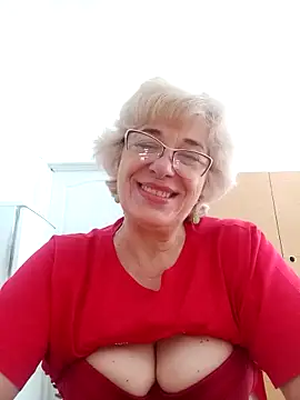 Snapshot of 52MiaLove02 chatting on June 19, 2026, 4:50 am 52MiaLove02 online show from June 19, 2026, 4:50 am