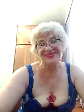 52MiaLove02 online show from August 4, 2026, 4:53 pm