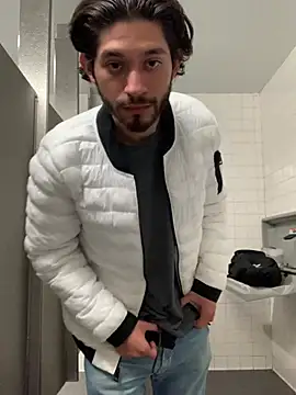 pitudo1313wuero online show from February 2, 2026, 10:08 pm