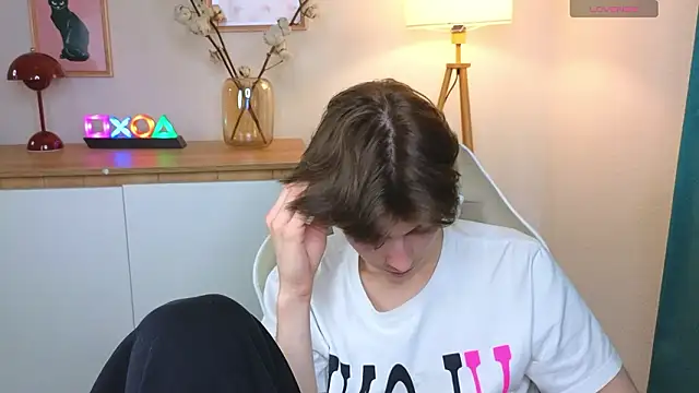  Den1s  online show from March 24, 2026, 2:00 pm