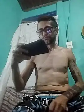 Morfis6xxx9 online show from May 7, 2026, 7:41 pm