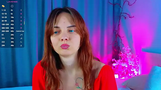 LisaDrake online show from October 3, 2025, 7:22 pm