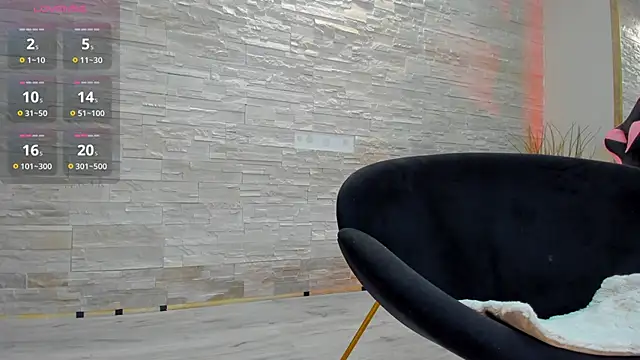 Snapshot of Jelly_Bee chatting on October 18, 2025, 7:36 pm Jelly Bee online show from October 18, 2025, 7:36 pm