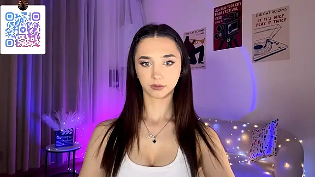 LinaMour online show from June 25, 2026, 10:14 pm