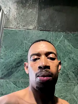 fitsexyman online show from November 5, 2025, 10:04 am