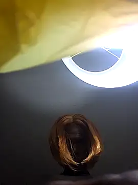 Cocoaversace302 online show from February 11, 2026, 7:35 am