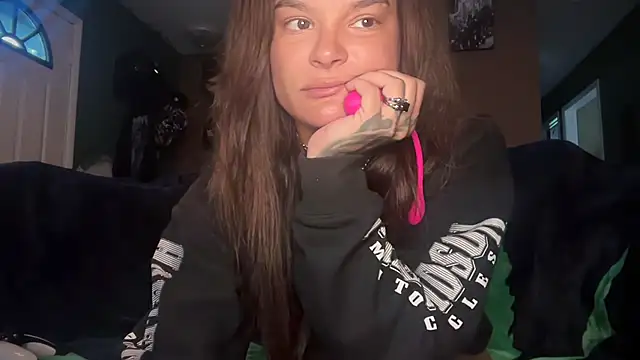 Snapshot of Trippie_hippies1313 chatting on September 10, 2025, 12:27 pm Trippie hippies1313 online show from September 10, 2025, 12:27 pm