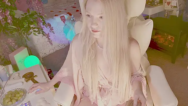 Talulaa online show from February 14, 2026, 8:49 pm