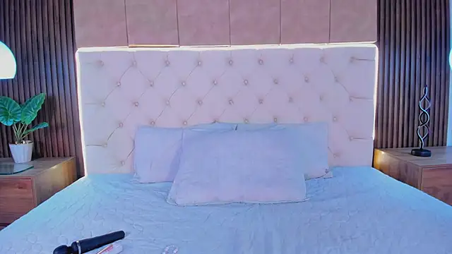 alison harper19 online show from November 7, 2025, 1:44 pm