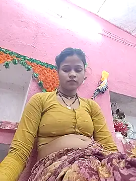 Snapshot of Manvi_tyagi chatting on October 25, 2025, 5:40 pm Manvi tyagi online show from October 25, 2025, 5:40 pm