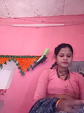 Snapshot of Manvi_tyagi chatting on October 26, 2025, 9:26 am Manvi tyagi online show from October 26, 2025, 9:26 am