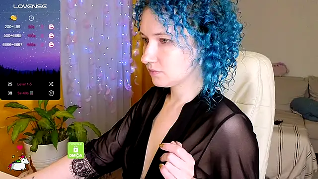 Snapshot of Kitty_Kisss chatting on September 19, 2025, 12:56 am Kitty Kisss online show from September 19, 2025, 12:56 am