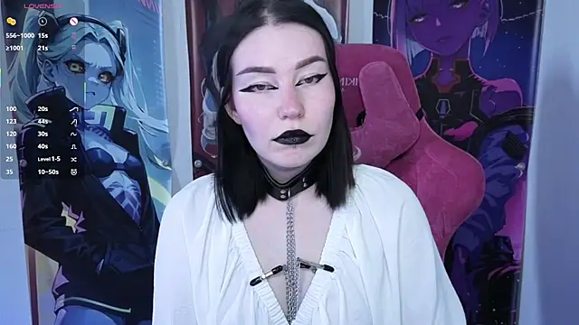 MargarettRose online show from May 7, 2026, 3:12 am