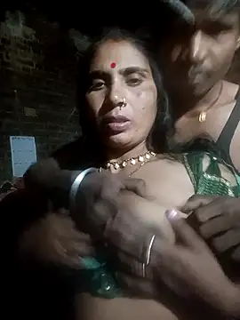 Snapshot of Sapnaji500 chatting on November 25, 2025, 6:57 am Sapnaji500 online show from November 25, 2025, 6:57 am