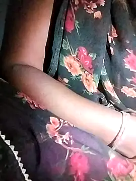 Snapshot of Sapnaji500 chatting on December 14, 2025, 10:31 am Sapnaji500 online show from December 14, 2025, 10:31 am