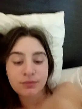 freakylittlebitch69 online show from September 26, 2025, 9:30 pm