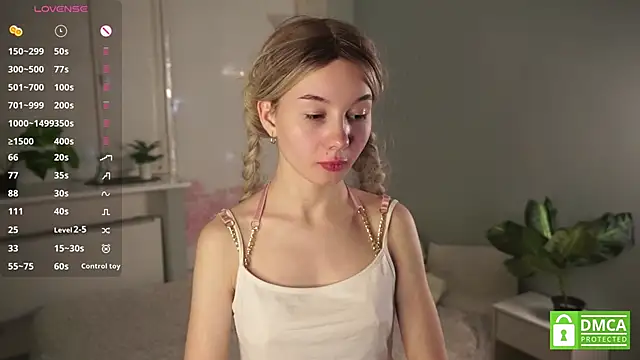 Snapshot of KristinLiesman chatting on September 10, 2025, 2:17 pm KristinLiesman online show from September 10, 2025, 2:17 pm