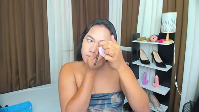 TsUncutKaren online show from September 21, 2025, 4:41 pm