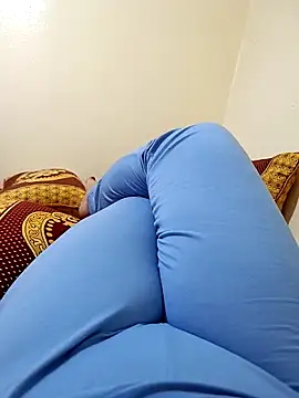 Charmota sexi online show from September 11, 2025, 9:42 am