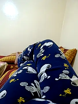 Charmota sexi online show from November 1, 2025, 9:28 pm