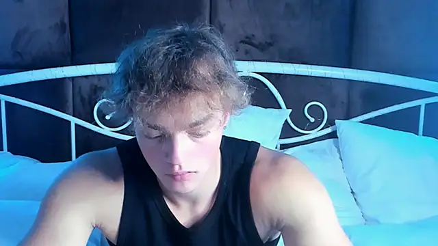 Snapshot of ChaseMuscular chatting on October 8, 2025, 4:15 pm ChaseMuscular online show from October 8, 2025, 4:15 pm