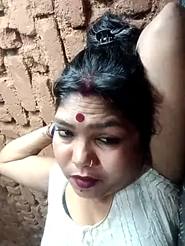 Priya tyagi online show from September 18, 2025, 11:07 pm