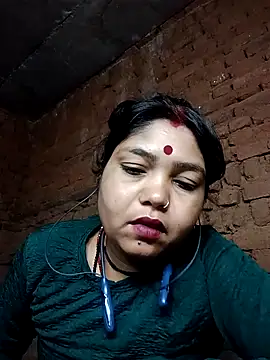 Priya tyagi online show from October 1, 2025, 9:32 pm