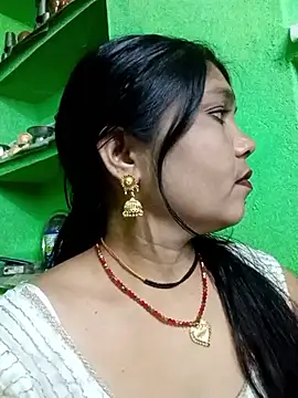 Priya tyagi online show from October 20, 2025, 4:07 pm