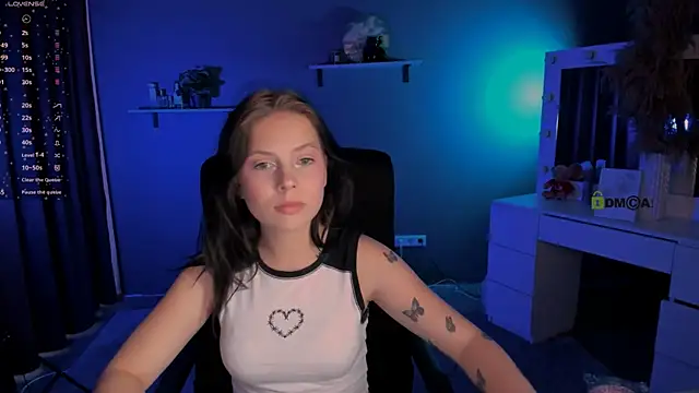 renata sweety online show from September 23, 2025, 9:56 am