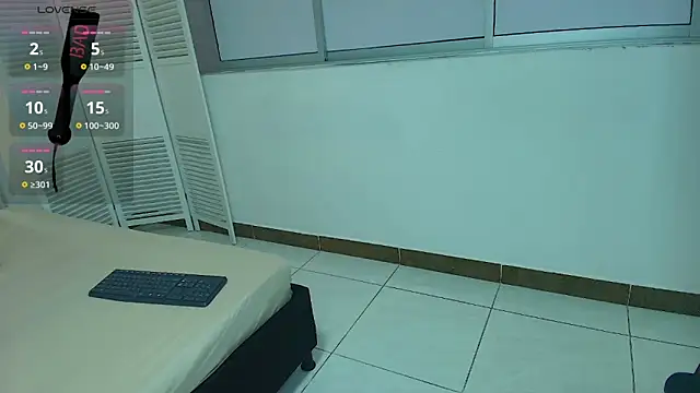 Snapshot of Eryx_Eriscor chatting on October 15, 2025, 1:44 pm Eryx Eriscor online show from October 15, 2025, 1:44 pm