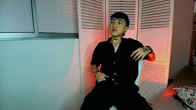 Snapshot of Eryx_Eriscor chatting on November 14, 2025, 2:05 pm Eryx Eriscor online show from November 14, 2025, 2:05 pm