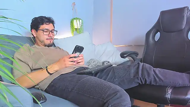 JaackDick  online show from September 16, 2025, 12:39 pm